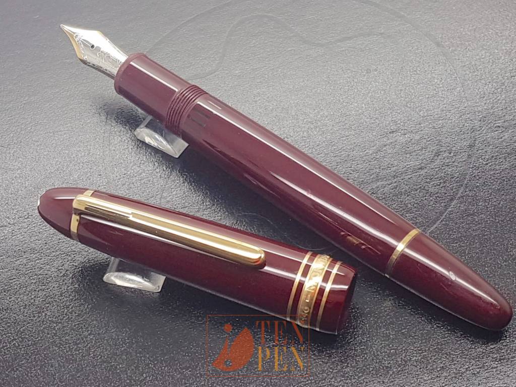 MONTBLANC 146 burgundy discontinued color Tenpen By Letizia Iacopini